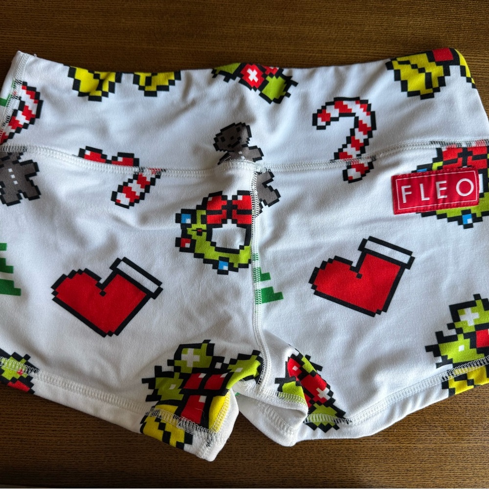 Fleo Christmas Pixel shorts.